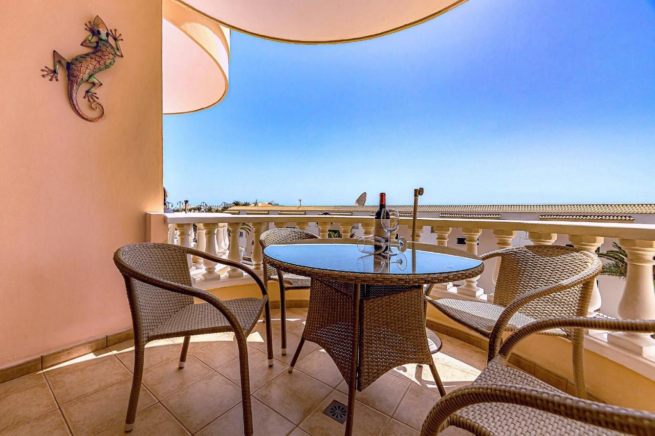 Apartamentos La Mar Puerto de Santiago  Bagian luar foto